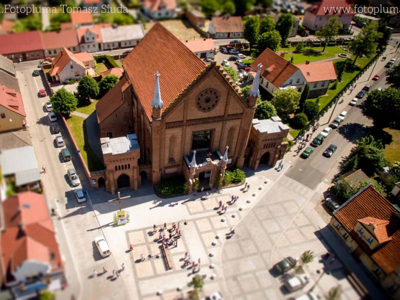 Kościół pw. Wszystkich Świętych w Kórniku - fot. Tomasz Siuda - zdrona.com